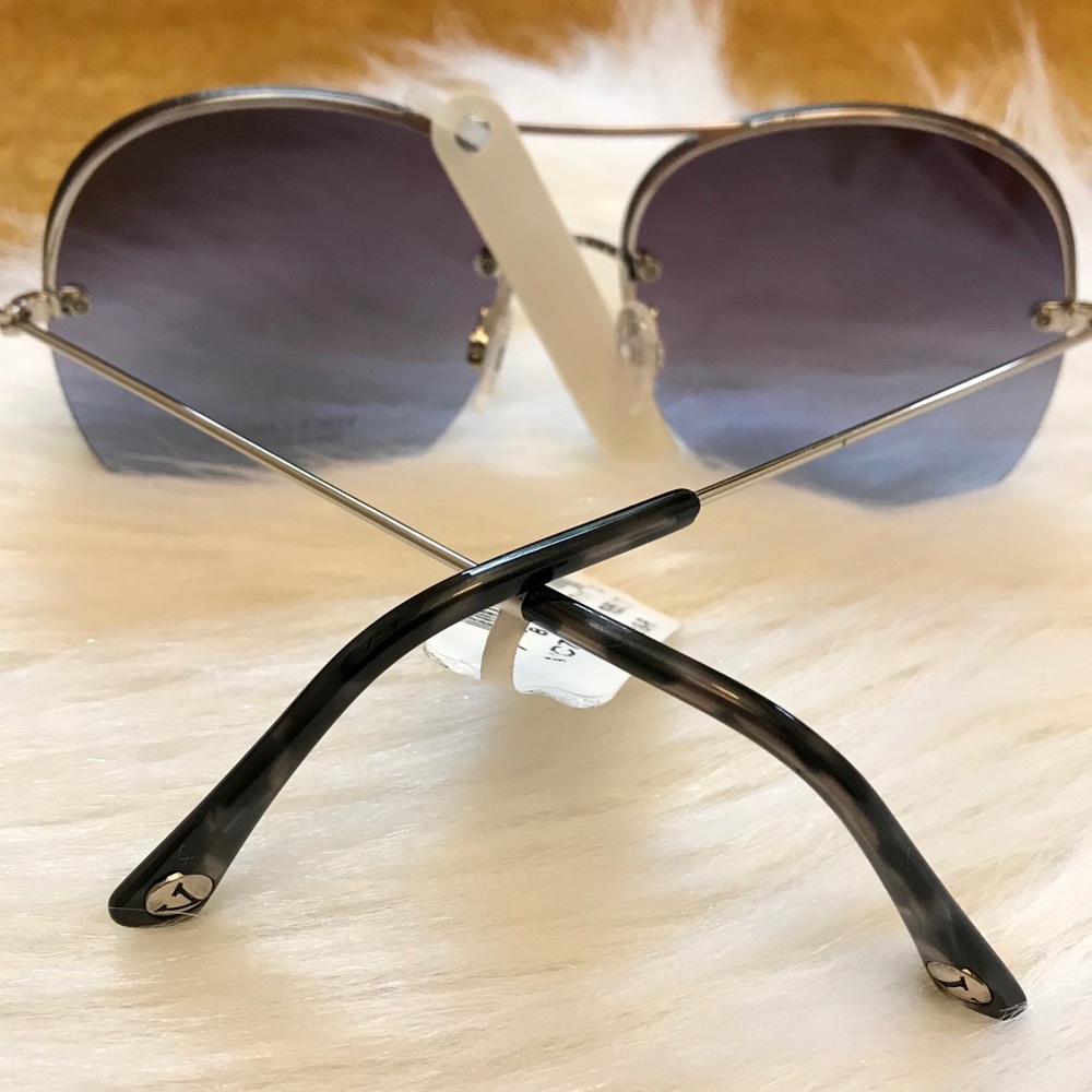 *SOLD* Vince Camuto Sunglasses - Picture 3 of 4